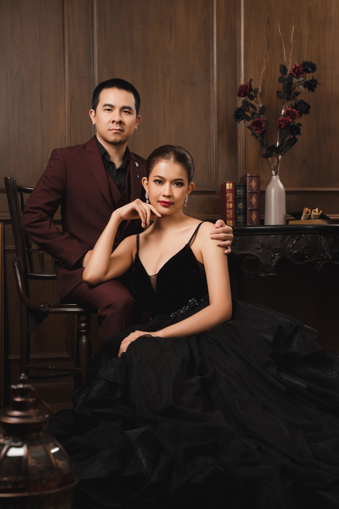 Dark & Elegant 7