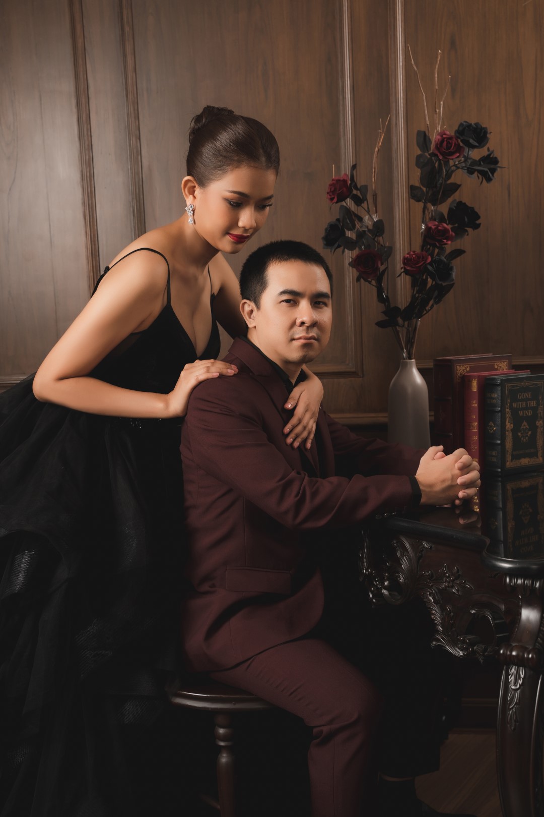 Dark & Elegant 13